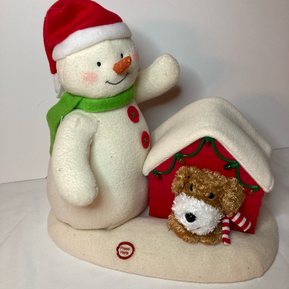 Hallmark 2011. Jingle pals deck the halls Musical Duo snowman dog lighted House